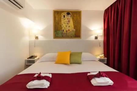 Art & Wine Studios and Apts - 120
