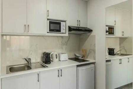 Art & Wine Studios and Apts - 149