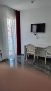 Art & Wine Studios and Apts - 116