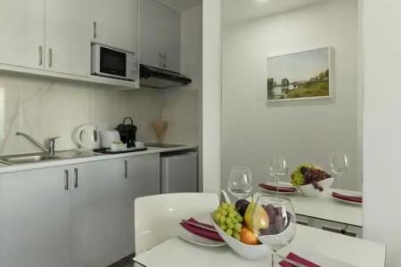Art & Wine Studios and Apts - 156