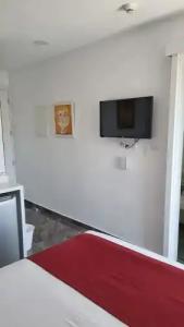 Art & Wine Studios and Apts - 108