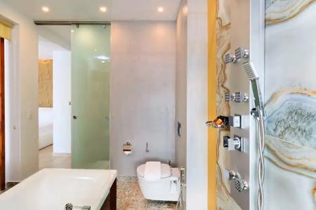 Diamond Luxury Suites - 7