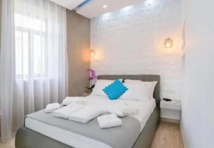 Diamond Luxury Suites - 20