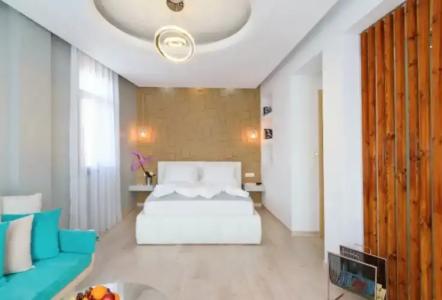 Diamond Luxury Suites - 30