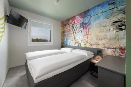 Felix Darmstadt - 44