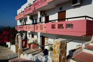 Apokoros Boutique Hotel Apts Craft Deco, Каливес