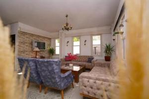 Arden Hotel, Дидим