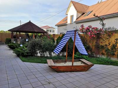 Уютный дворик - 22