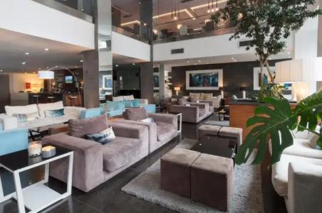 The George, Urban Boutique - 1