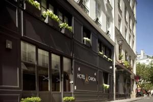 Отель «Hôtel Caron», Париж