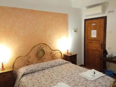 b&b All’Ombra Di San Damiano - 24