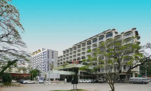 Yangon International - 10