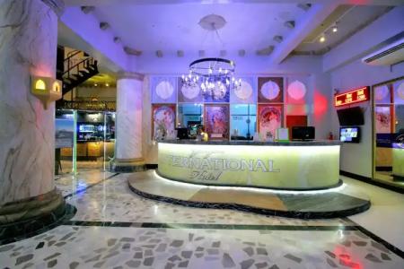 Yangon International - 18