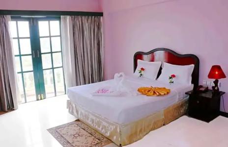 Yangon International - 60