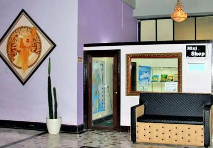 Yangon International - 12