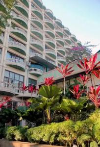 Yangon International - 15