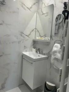 Hôtel Derby Eiffel - 48