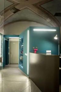 Little Italy Boutique Hostel - 11