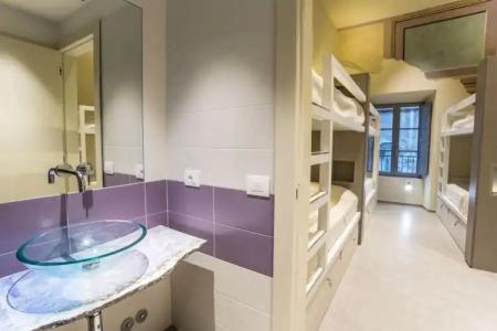 Little Italy Boutique Hostel - 29