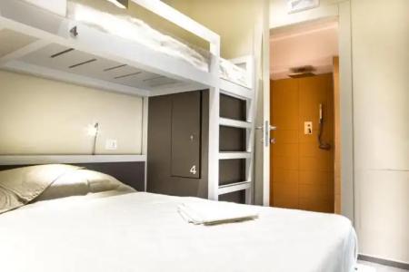 Little Italy Boutique Hostel - 20