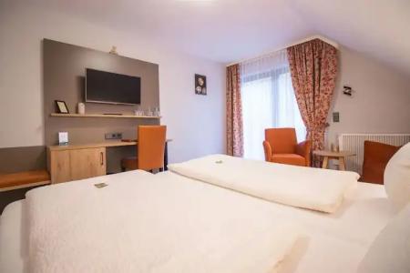 - Gasthof Blume - 18