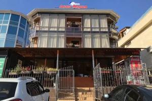 Отель «Анна-Мария»