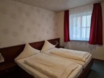 Weinhaus Am Stiftstor - 2