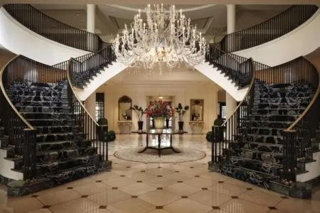 The Charleston Place - 18