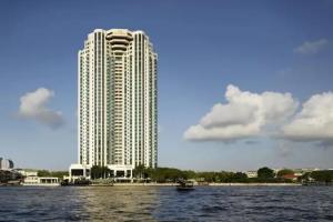 Отель «The Peninsula Bangkok - Sha Extra Plus», Бангкок
