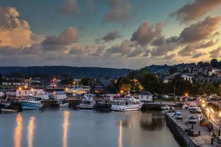 Best Western Le Cheval Blanc -Centre- Vieux Port - 22