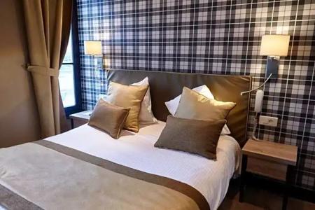 Best Western Le Cheval Blanc -Centre- Vieux Port - 41