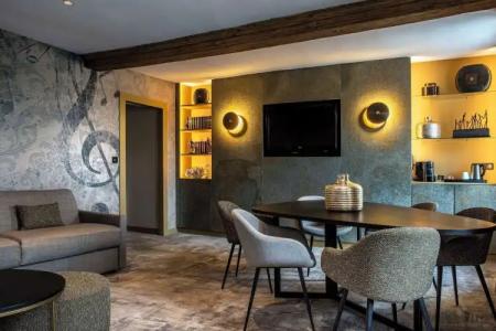 Best Western Le Cheval Blanc -Centre- Vieux Port - 179