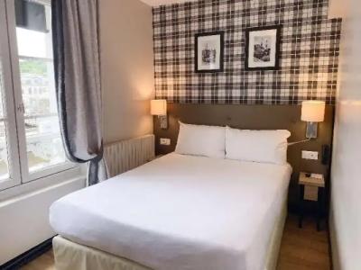 Best Western Le Cheval Blanc -Centre- Vieux Port - 35