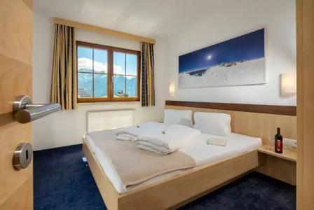 Apart-Aurora Fiss - 10