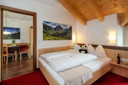 Apart-Aurora Fiss - 26