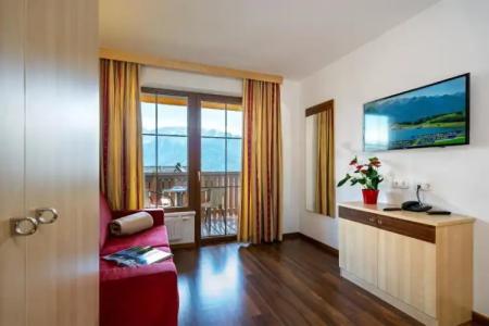 Apart-Aurora Fiss - 12