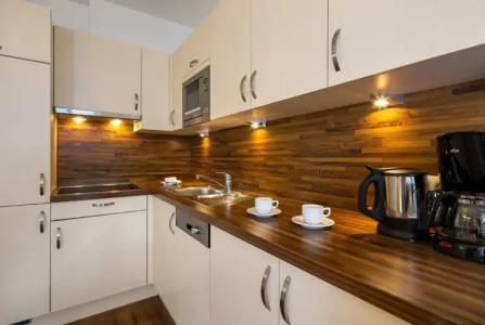 Apart-Aurora Fiss - 19