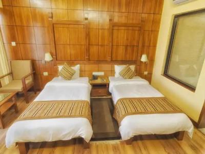 Landmark Forest Park - 4