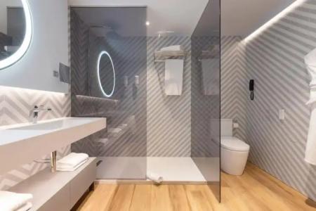 Suites Plaza & Wellness - 9