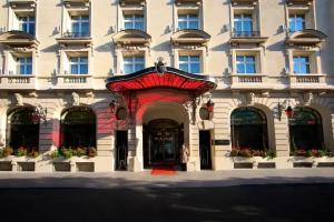 Отель «Hôtel Le Royal Monceau Raffles Paris», Париж