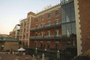 Отель «The Fairmont Heritage Place Ghirardelli Square», Сан-Франциско