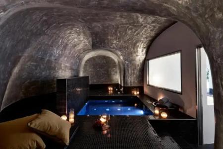 San Antonio - Small Luxurys of the World - 98