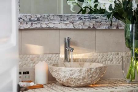 San Antonio - Small Luxurys of the World - 66