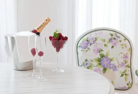 San Antonio - Small Luxurys of the World - 44