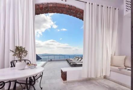 San Antonio - Small Luxurys of the World - 36