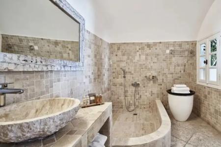 San Antonio - Small Luxurys of the World - 16