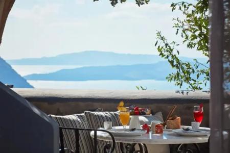 San Antonio - Small Luxurys of the World - 90