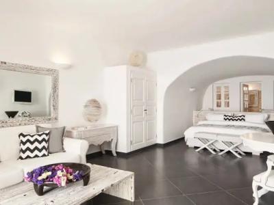 San Antonio - Small Luxurys of the World - 12