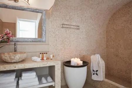 San Antonio - Small Luxurys of the World - 51