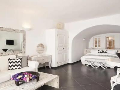 San Antonio - Small Luxurys of the World - 68